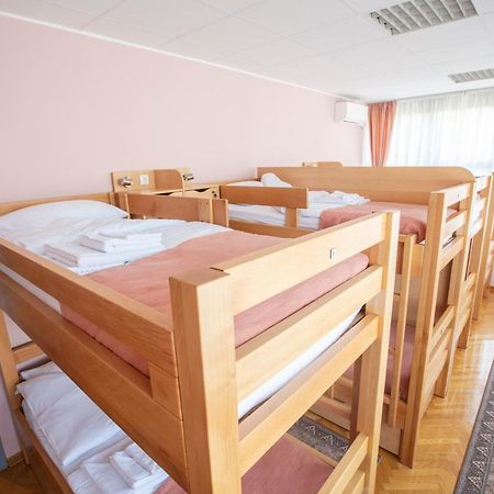 Hostel Amd Belgrade Luaran gambar