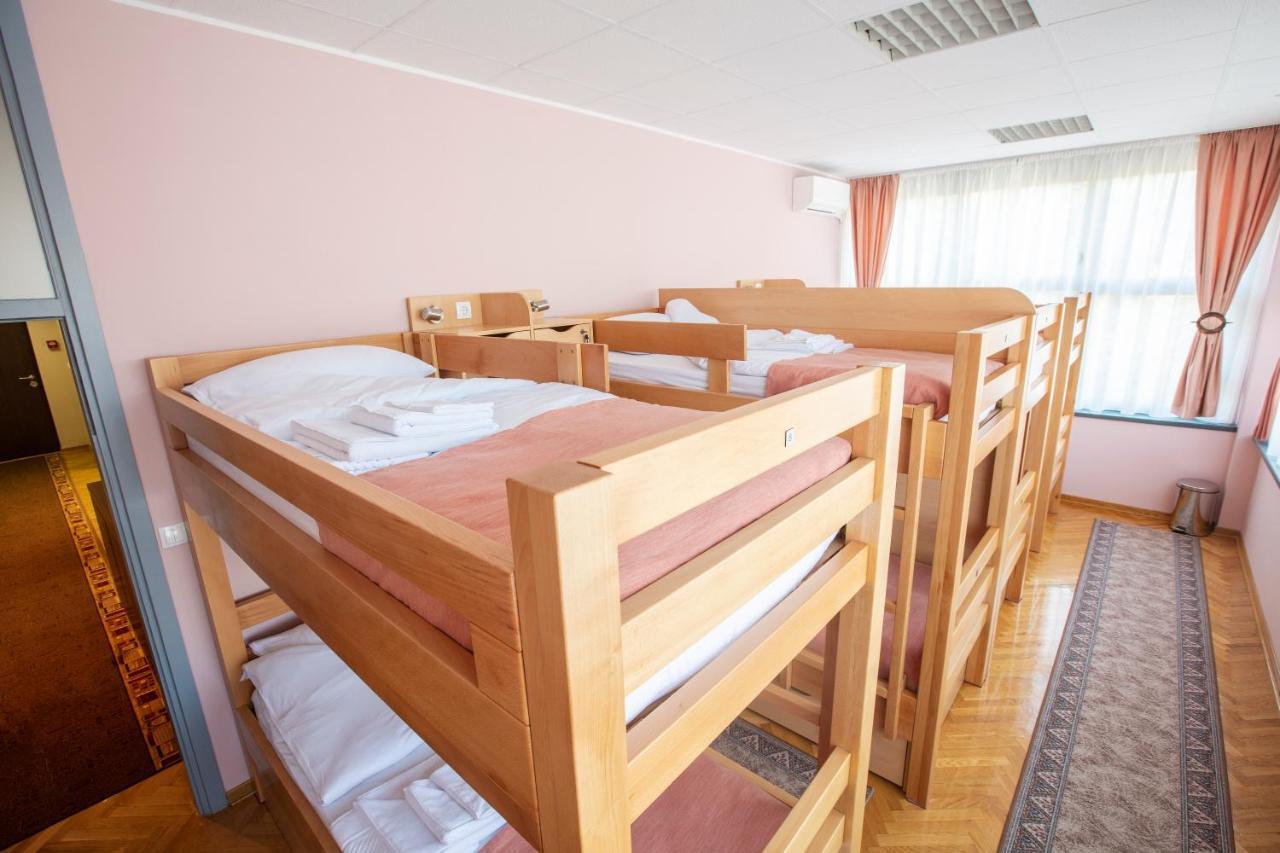 Hostel Amd Belgrade Luaran gambar