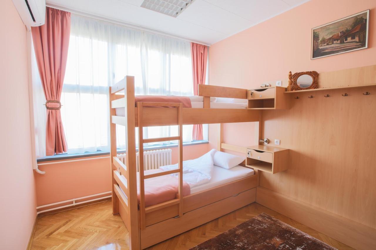 Hostel Amd Belgrade Luaran gambar